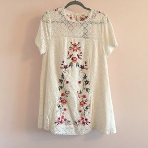Umgee white lace A line dress with flowers